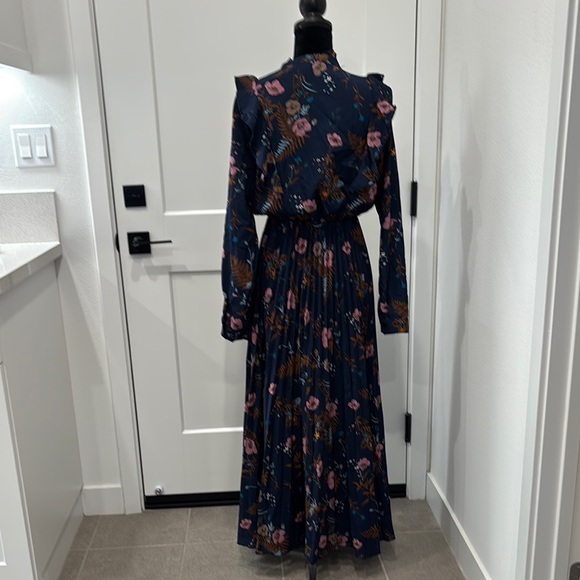 Blue maxi gown with long bishop sleeves and mock neck for wedding guest - Picture 3 of 4